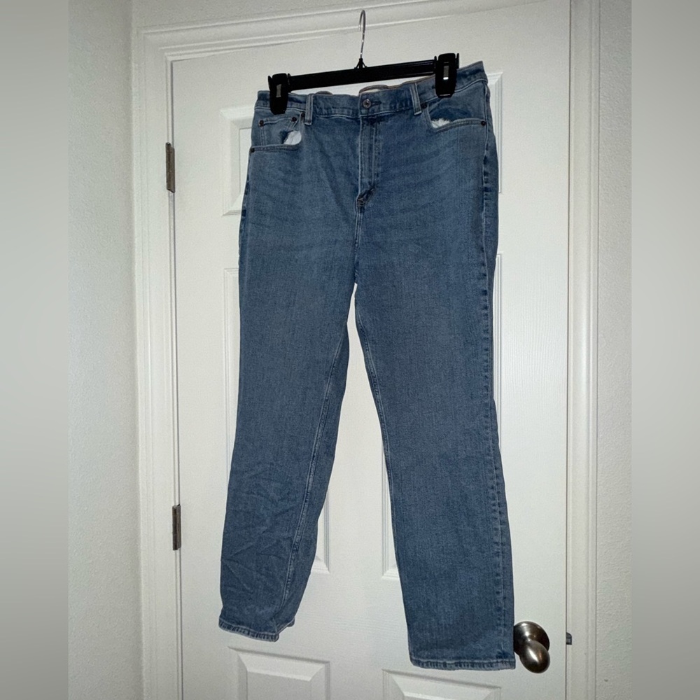 Abercrombie & Fitch High Rise Straight Leg Jeans - Medium Blue